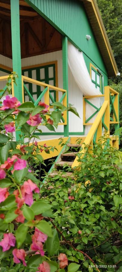 Hotel Yellow Home Providencia Isla South West Bay Kültér fotó