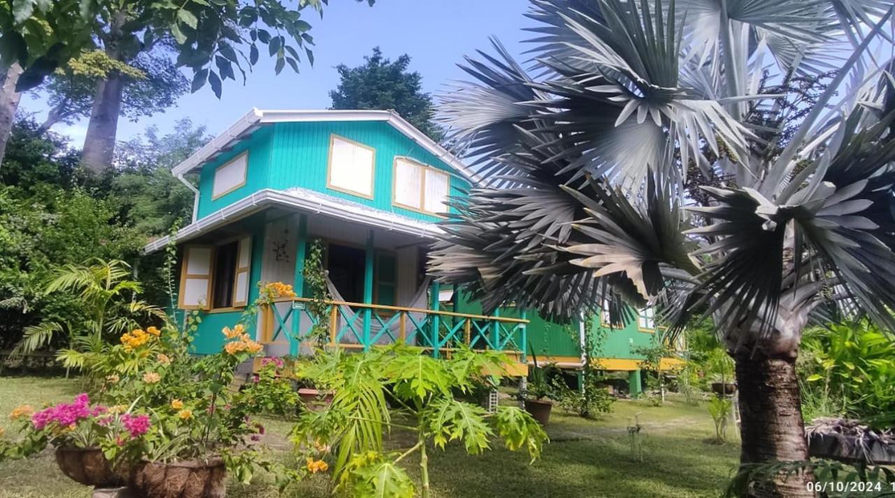 Hotel Yellow Home Providencia Isla South West Bay Kültér fotó